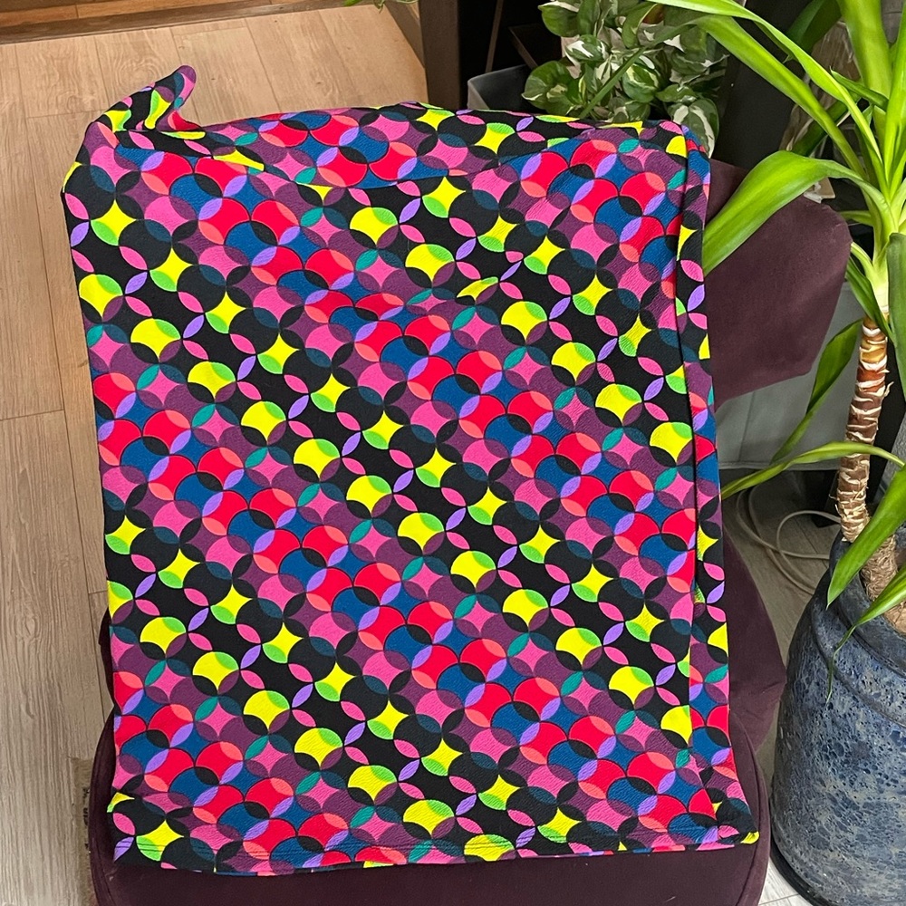 Bright LulaRoe pencil skirt